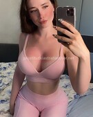 Анкета проститутки Рената - метро Строгино, возраст - 25